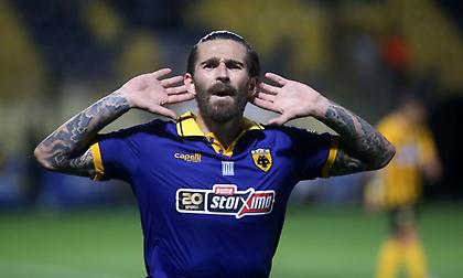 Λιβάγια: «Χαρούμενος στην ΑΕΚ - Μόνο με τεράστια προσφορά θα σκεφτόμουν περισσότερα»