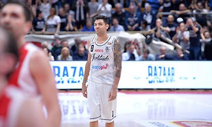 Ανακοίνωσε τον Κάρλος Ντελφίνο η Πέζαρο!