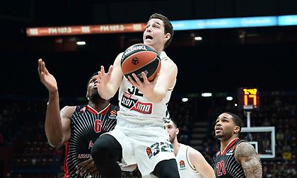 «Εάν δεν βρει ομάδα, μπορεί να αποδεχθεί τη μείωση και να μείνει στον Παναθηναϊκό ο Φριντέτ»