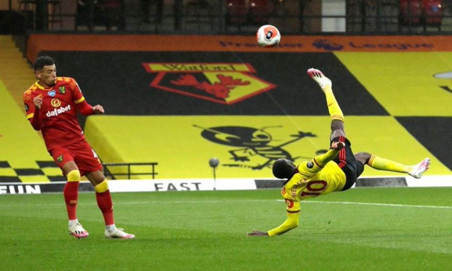 Απίθανη γκολάρα με ψαλιδάκι από τον Γουέλμπεκ και προβάδισμα για τη Γουότφορντ (video)