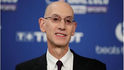 Σίλβερ: «H σεζόν θα διακοπεί σε περίπτωση μαζικών θετικών τεστ»