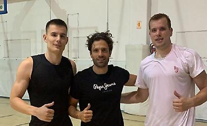 Έπαιξαν μπάσκετ με… Αργυρό οι Αγραβάνηδες (pics)