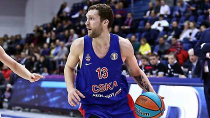 Προπονείται στην Αθήνα ο Στρέλνιεκς (video)