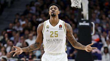 «Ψήνει» την επιστροφή του στη Χίμκι ο Μίκι!