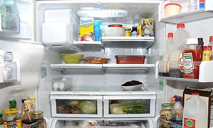 Σε ποιο σημείο του ψυγείου κάνουν… πάρτι τα μικρόβια;