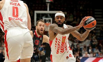 Μπράουν: «Χαρούμενος που ανήκω στην οικογένεια της Φενέρ»