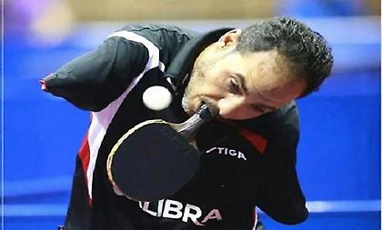 Πινγκ πονγκ χωρίς χέρια!