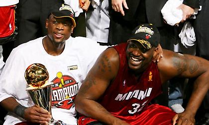 ΡΕΤΡΟ: Το ιστορικό trade του Σακίλ από τους Λέικερς στους Χιτ (videos)