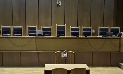 Δίκη «συμμορίας»: Από 1/9 η συνέχεια – Βίντεο από το Ολυμπιακός-Βέροια καταθέτει η πλευρά Μαρινάκη