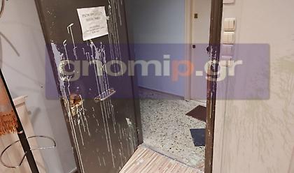 Πάτρα: Επίθεση στα γραφεία των βουλευτών Κατσανιώτη και Αλεξοπούλου