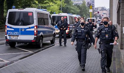 Γερμανία: Ταραχές σε «πάρτι κορωνοϊού» - 5 αστυνομικοί τραυματίες, 39 συλλήψεις