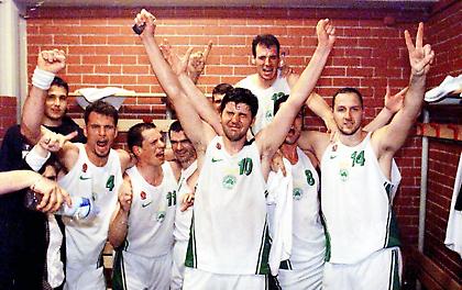 Ο Παναθηναϊκός θυμίζει το πρωτάθλημα του 1999 στο ΣΕΦ (video)