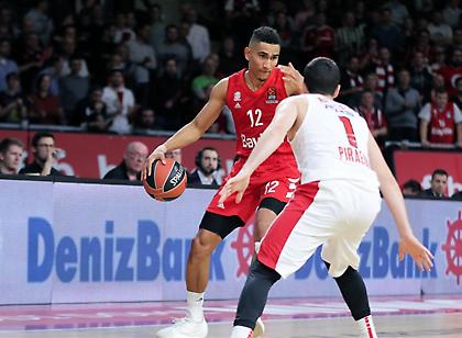 Κλείνει στην Άλμπα ο Μαόντο Λο