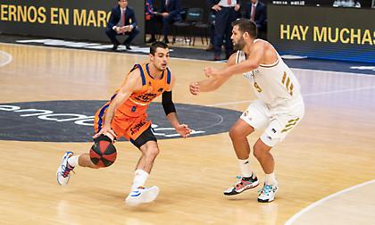 Στη Ρεάλ Μαδρίτης και επίσημα ο Αμπάλδε!