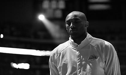 Οι παίκτες των Λέικερς φώναξαν σύνθημα για τον Κόμπι Μπράιαντ (vid)