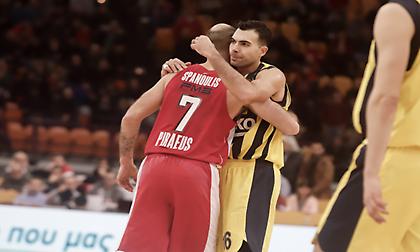 Κώστας Σλούκας: Στα ίδια μέρη θα ξαναβρεθούμε…