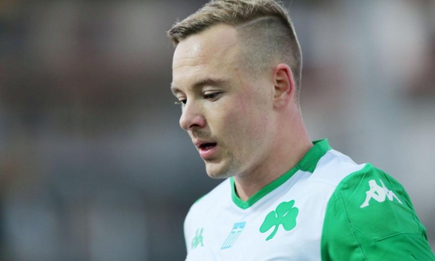 Διακοπές στη Σαντορίνη για τον Μπεκ (pic)