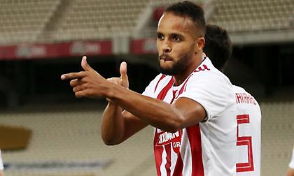 Ελ Αραμπί: «Ελπίζω να μην ήταν τα τελευταία μου γκολ» (video)