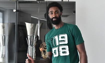 Ο Σαντ Ρος καλεί τους οπαδούς του Παναθηναϊκού να στηρίξουν με διαρκείας (video)