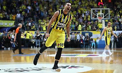 Σλούκας στη Φενέρ: «Σας ευχαριστώ που σεβαστήκατε την επιθυμία μου» (pic)