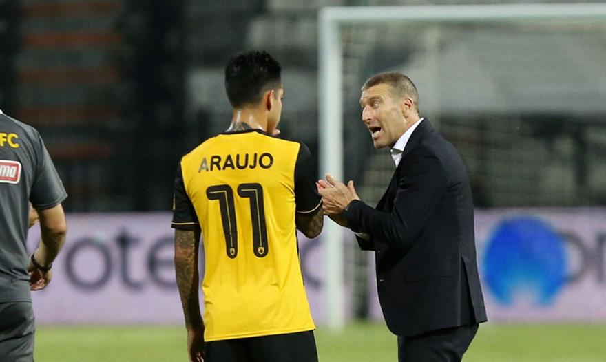 Προτιμά κάτι διαφορετικό από Αραούχο ο Καρέρα