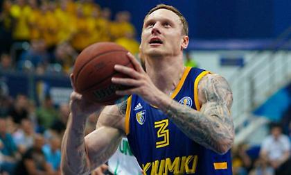 Γιάνις Τίμα: Άκουσε το μεγάλο “ναι” και παντρεύεται την εκλεκτή της καρδιάς του