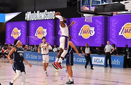 Κάρι και Μαριάνοβιτς νίκησαν τους «σκουριασμένους» Λέικερς (video)