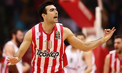 Ο Σλούκας επέστρεψε σπίτι και γιγαντώνει τον Ολυμπιακό