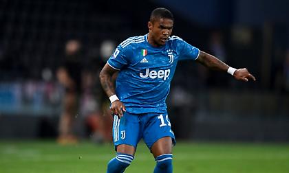 Πλήγμα στη Γιουβέντους με Ντούγκλας Κόστα