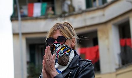 Ιταλία: Σε απολογία ο περιφερειάρχης Λομβαρδίας - Η απευθείας ανάθεση στον κουνιάδο του