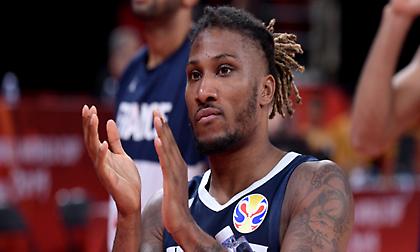 Επίσημο: Στη Γκραν Κανάρια ο Αλμπισί