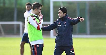 Εκτός πλάνων στην Άρσεναλ ο Σωκράτης