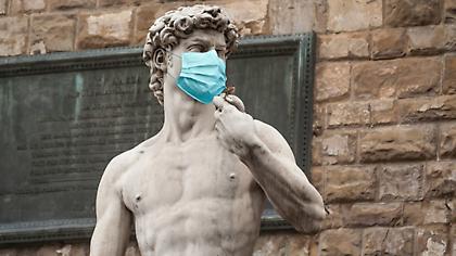 Ο παγκόσμιος τουρισμός έχασε ήδη 320 δισ. δολάρια από τον κορωνοϊό