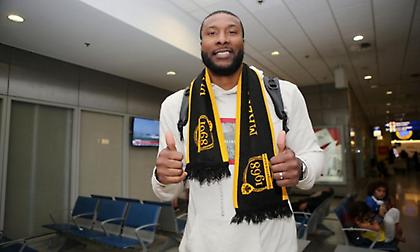 Επίσημο: Για έναν ακόμη χρόνο στην ΑΕΚ ο Σλότερ