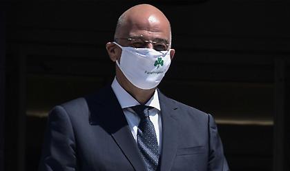 Γιατί ο Δένδιας φόρεσε μάσκα του Παναθηναϊκού - Εξήγησε ο ίδιος