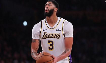 Λέικερς: Ο Ντέιβις έγινε… Καρίμ! (photos)