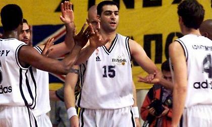 Γιάννη Γιαννούλης: Στα 44 του συνεχίζει το μπάσκετ