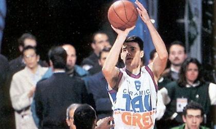 Ευρωλίγκα: Ο Βέλιμιρ Περάσοβιτς στους 101 κορυφαίους όλων των εποχών