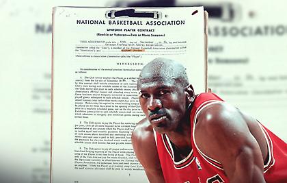 Τρέλα: Πουλήθηκε πανάκριβα αντίγραφο του πρώτου συμβολαίου του Τζόρνταν