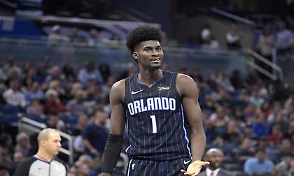 Τζόναθαν Άιζακ: Το «άκοπο διαμάντι» που χώρισε το twitter!