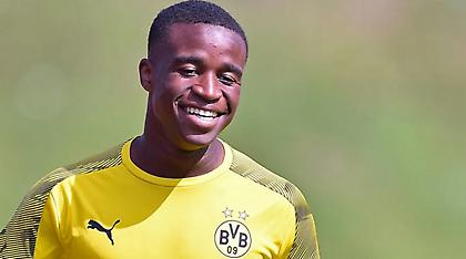 Με την πρώτη ομάδα της Ντόρτμουντ ο 15χρονος Μουκόκο