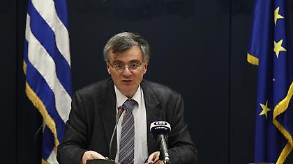 Κορωνοϊός- Τσιόδρας: Κάθε κρούσμα δίνει άλλο ένα, η κατάσταση μπορεί να ξεφύγει