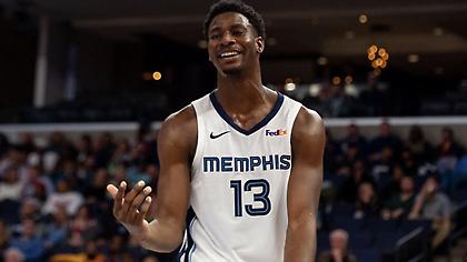 Σοκ για Γκρίζλις με Τζάκσον