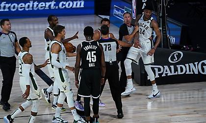 Τα «γαλλικά» του Γιάννη στον Χολ (video)