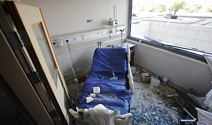 Βηρυτός: Συγκλονιστική φωτογραφία μαίας που σώζει 3 νεογέννητα την ώρα της έκρηξης