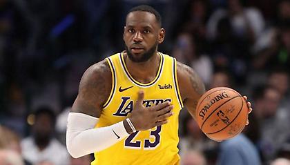 Πρόβλημα με Λεμπρόν στους Λέικερς