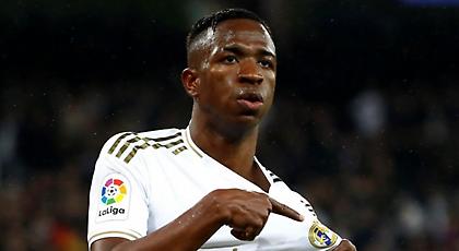 «Σύννεφα» στις σχέσεις Βινίσιους και Ζιντάν