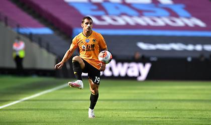 Σοκ με Γιόνι στην Γουλβς!