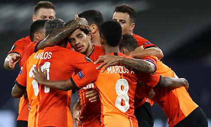 Μαγεία Σαχτάρ και ετοιμάζεται για Ιντερ