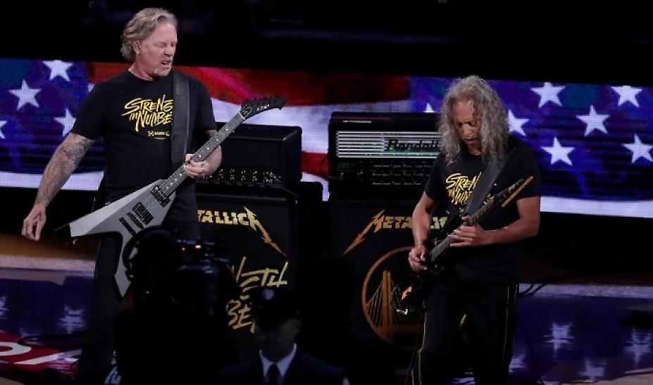 Οι Metallica επιστρέφουν στη σκηνή με «drive in» συναυλία